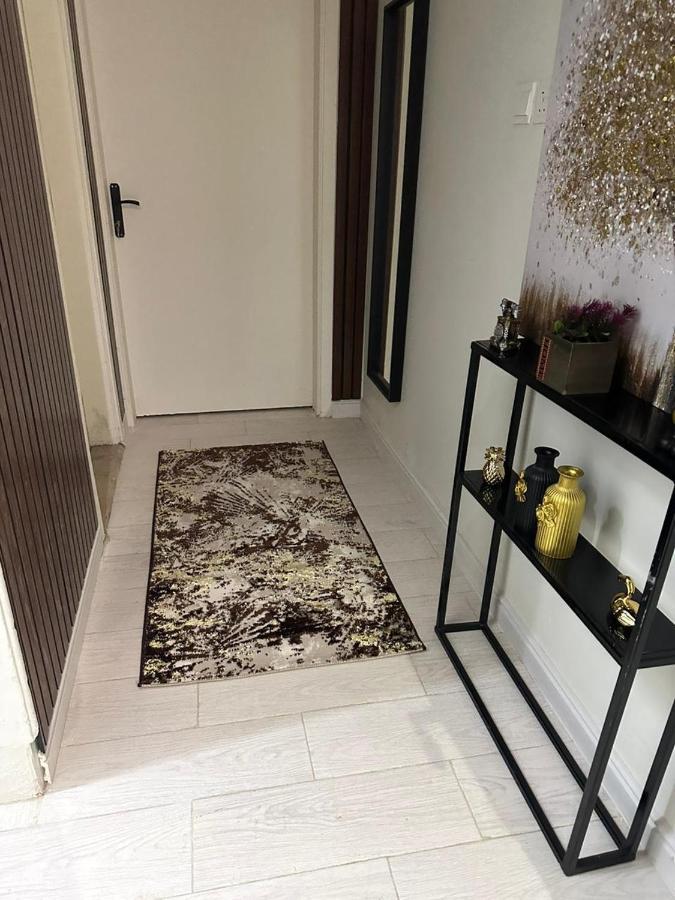 ذاتية و ذكية للسكن فخامة فندفية Smart Entry Selfentry Vip *